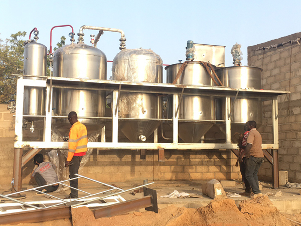 布基纳法索首都瓦加杜古油脂精炼工程现场